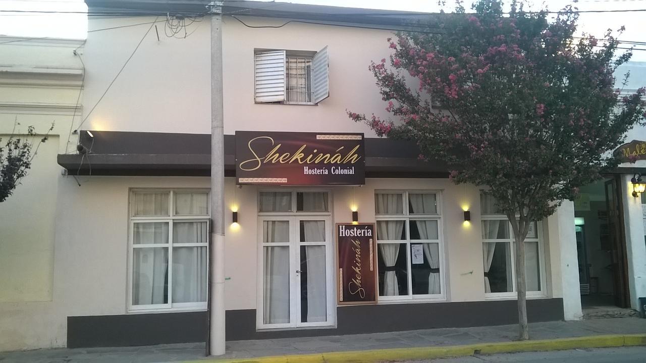 Shekináh Inn *